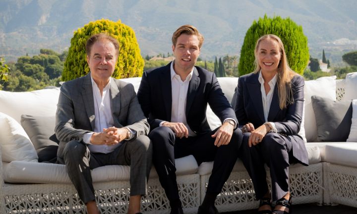 Fausto Martínez Honorarkonsul Lettland