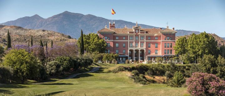 ¿Cuáles son los mejores hoteles en Marbella para disfrutar de la Costa del Sol?