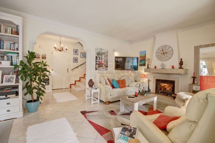 Mediterranean style villa for sale in Benamara, New Golden Mile Estepona