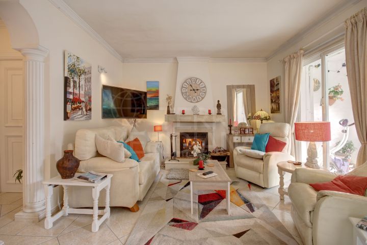 Mediterranean style villa for sale in Benamara, New Golden Mile Estepona