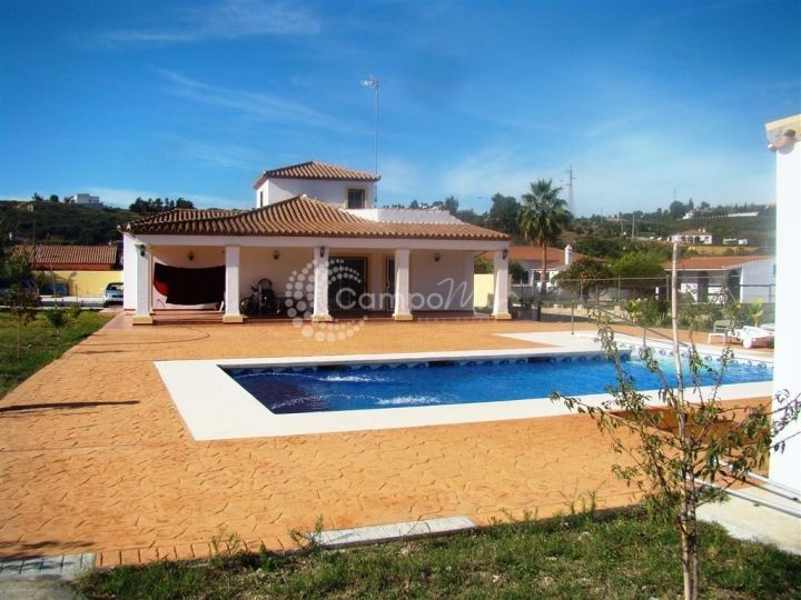 Villa en venta en Estepona - Estepona Villa