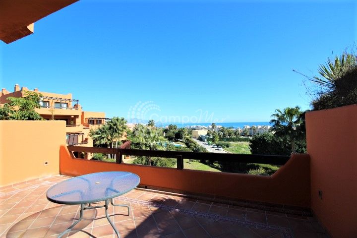Estepona, Apartment with great views in La Galera