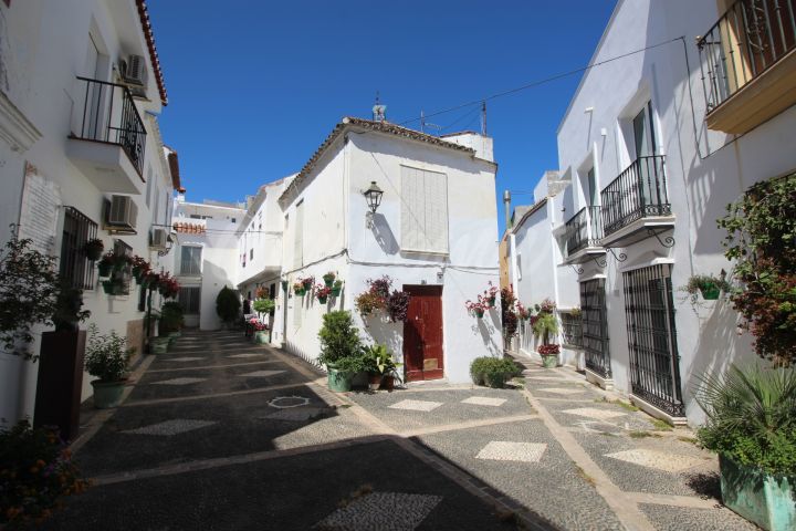 Estepona, House to reform in a fantastic location in the heart of Estepona´s Old Town