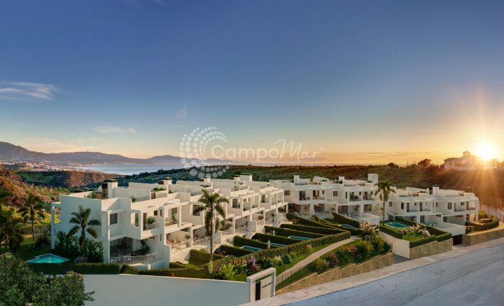 Manilva, Residential development of 49 exclusive homes, contemporary design, located in the prestigious Bahia de las Rocas - LAST UNITS!