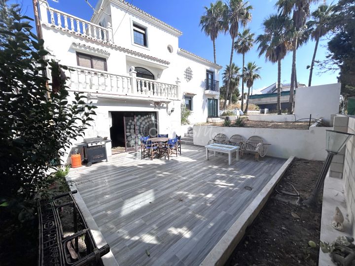 Estepona, Chalet a la venta en Buenas Noches