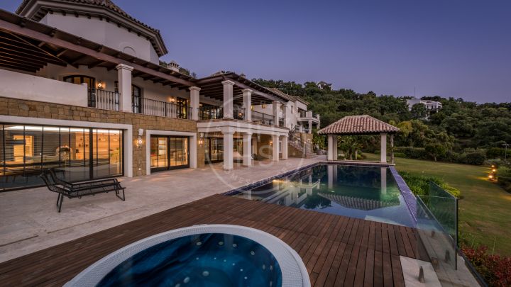 Exclusive mansion with panoramic views in La Zagaleta