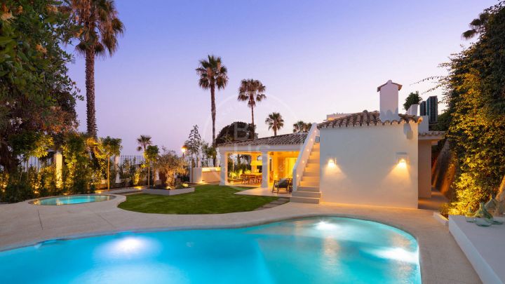 Impressive villa in a unique location in Marbella’s Puente Romano Resort