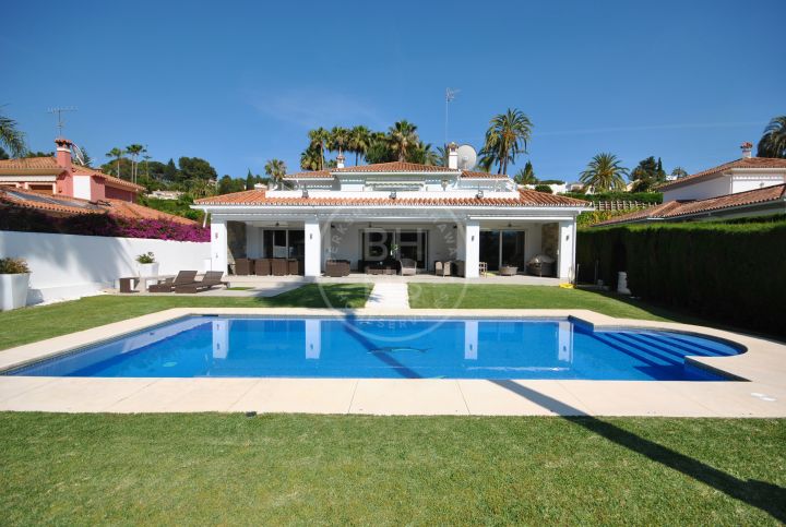 Villas for long term rent in Marbella