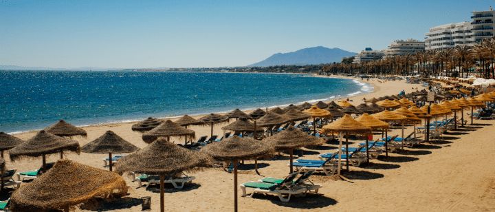 Weer in Marbella Spanje: Zonnige Dagen, Temperaturen en Levensstijl