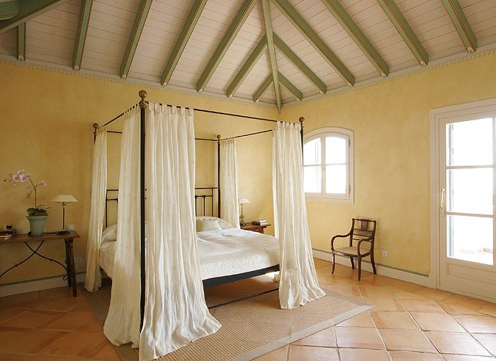 DM1763Bed