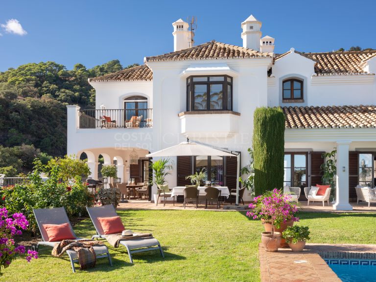 Maravillosa villa de lujo en el campo de corte andaluz