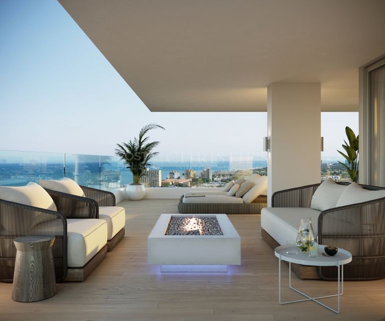 Ongelooflijk appartement op de bovenste verdieping in Malaga met panoramisch uitzicht.