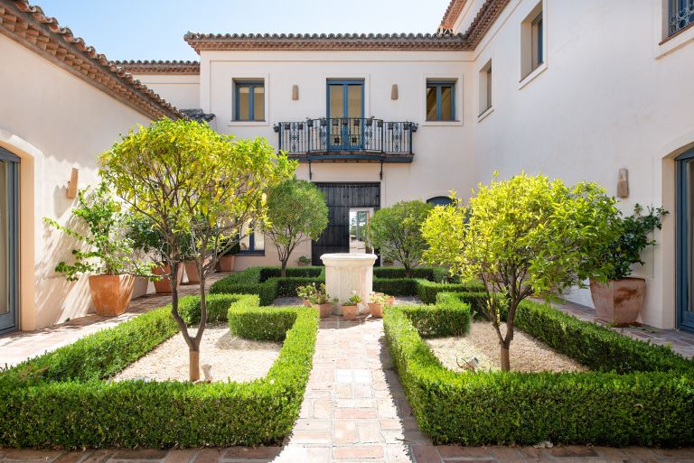 Beautiful andalusian-style house
