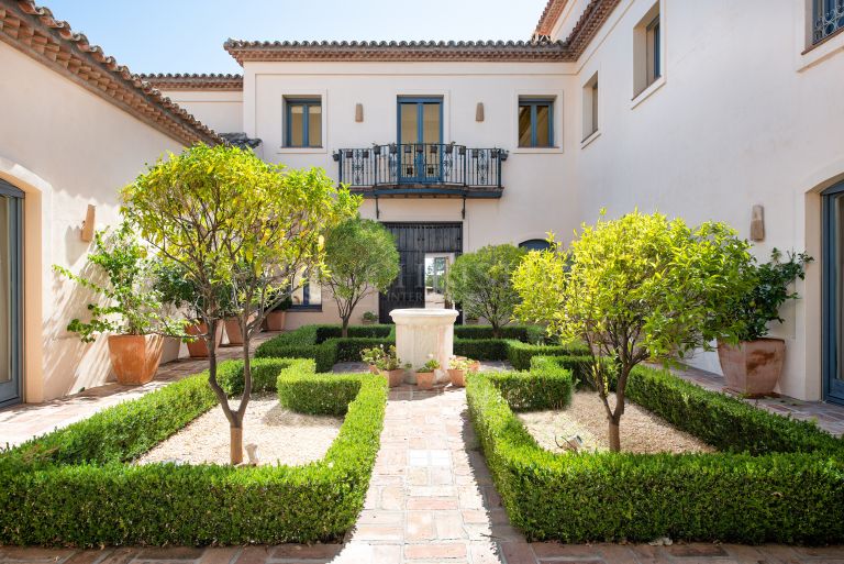 Huis in Andalusische stijl in het Marbella Club Golf Resort