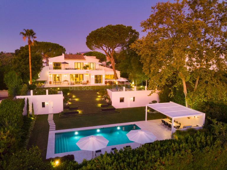 Villa for sale in Aloha, Marbella
