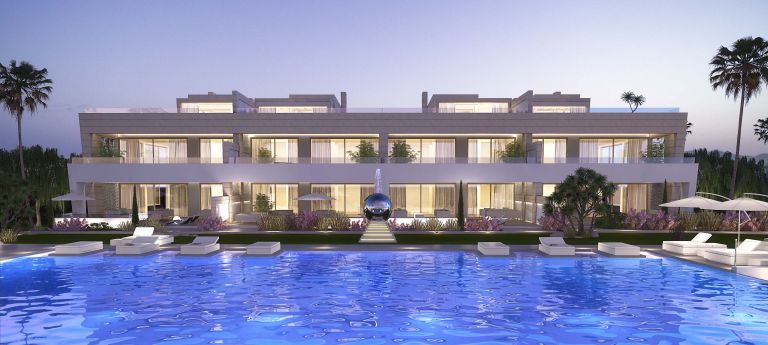 Ground Floor Apartment for sale in Marbella Golden Mile, Marbella