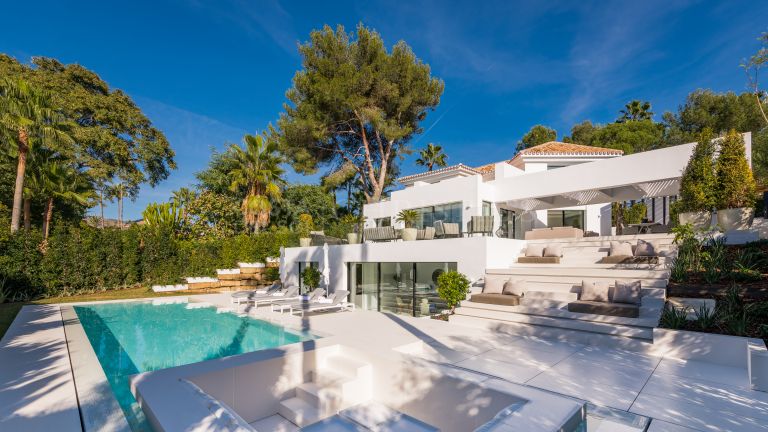 Villa de diseño en Los Naranjos Golf, Marbella