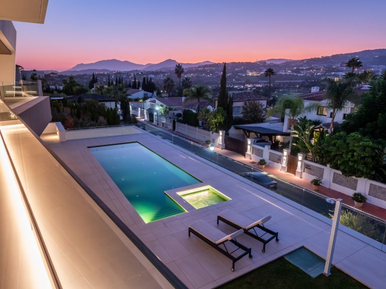 New Modern Villa - Los Naranjos Golf Course, Marbella