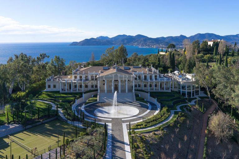 Paleis te koop in Cannes