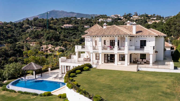 Exquisite Villa kürzlich renoviert in La Zagaleta