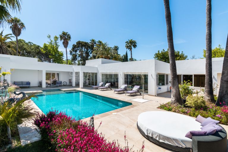 Magnificent villa in El Paraíso