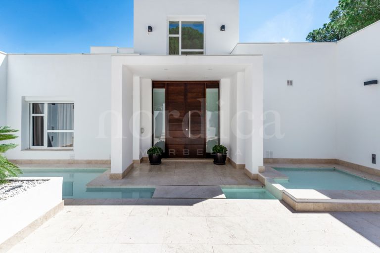 Villa zu verkaufen in Las Brisas