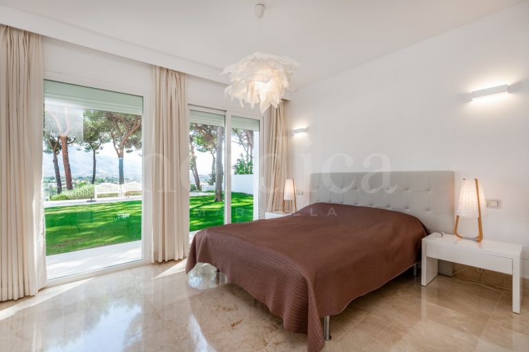Villa zu verkaufen in Las Brisas