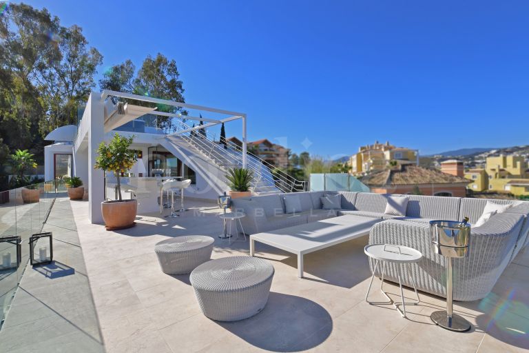 Villa zu verkaufen in Nueva Andalucia