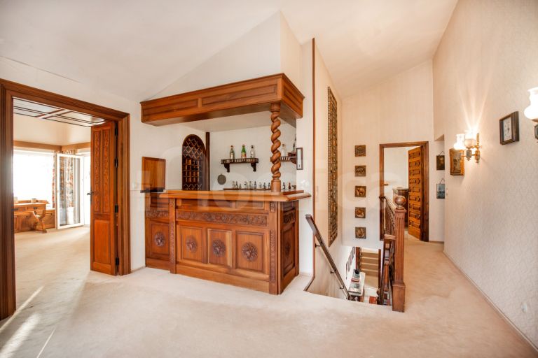 Villa for sale in La Reserva de los Monteros