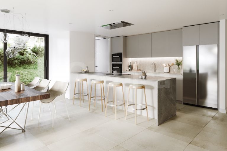 Penthouse for sale in New Golden Mile