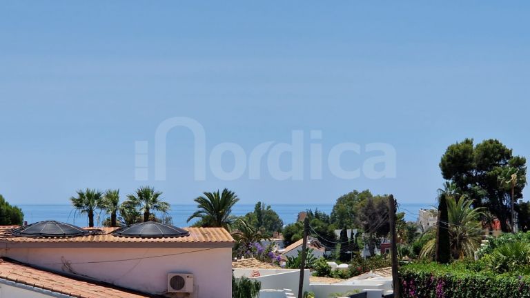 Villa en venta en Nueva Andalucia
