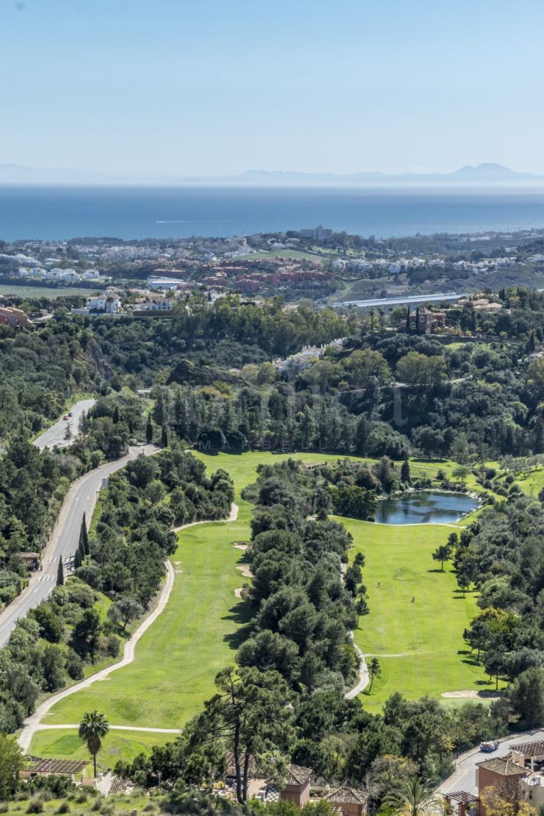 Radhus till salu i La Heredia