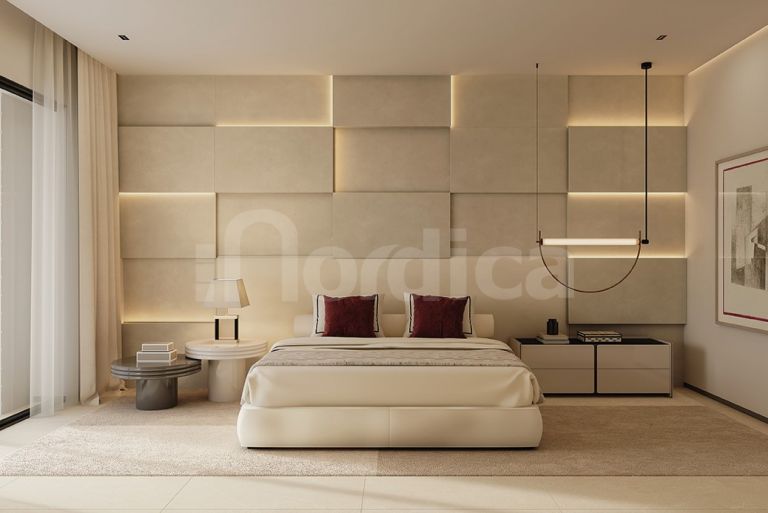 Villa Pareada en venta en Elviria