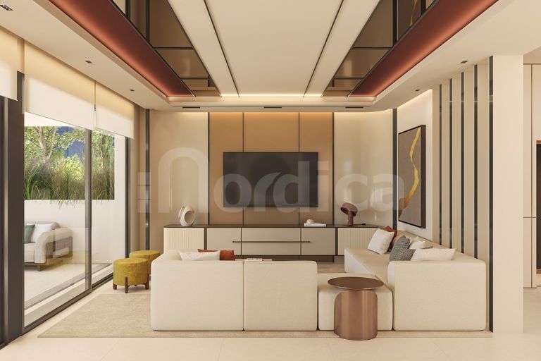 Villa Pareada en venta en Elviria