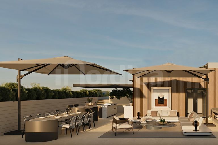 Villa Pareada en venta en Elviria