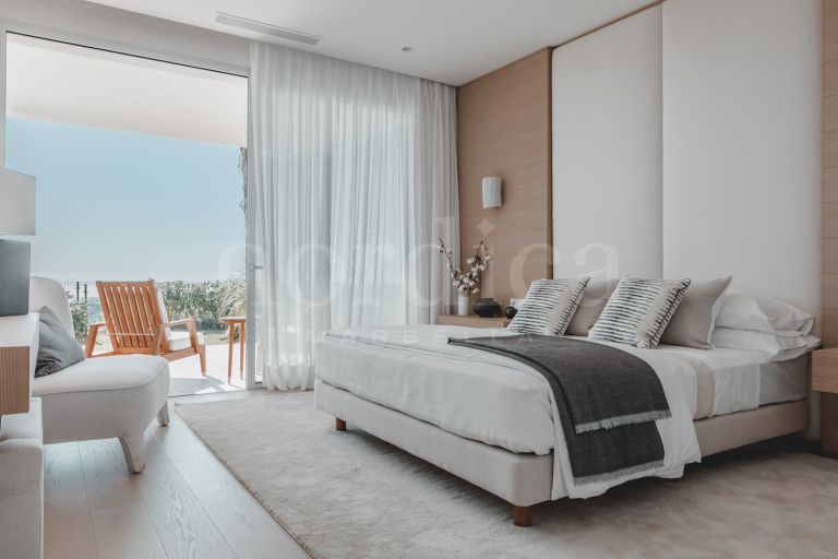 Markplanslägenhet till salu i Marbella Club Hills