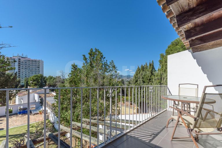 Villa till salu i Nueva Andalucia