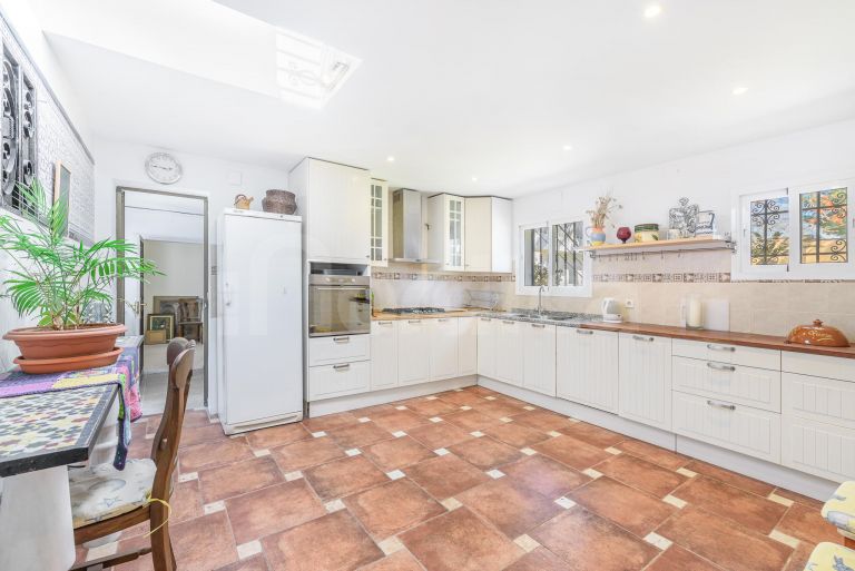 Villa till salu i Nueva Andalucia