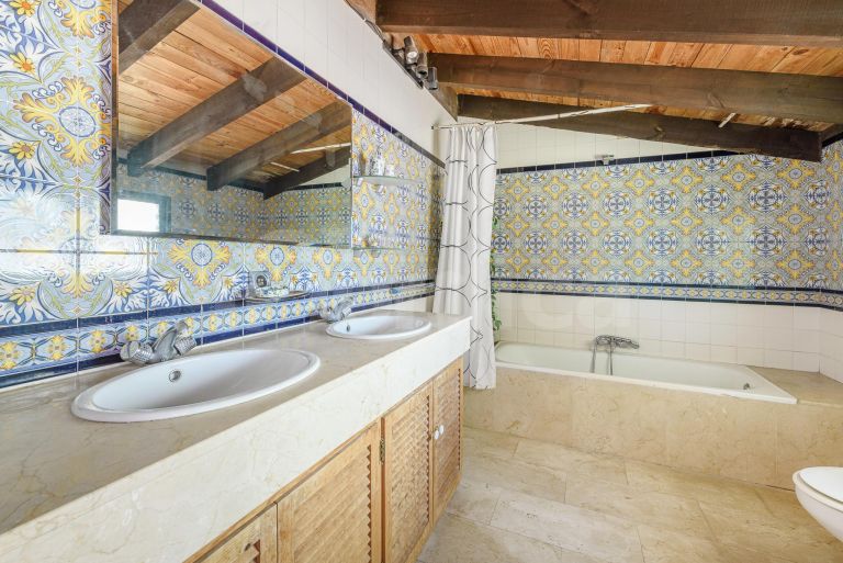 Villa till salu i Nueva Andalucia