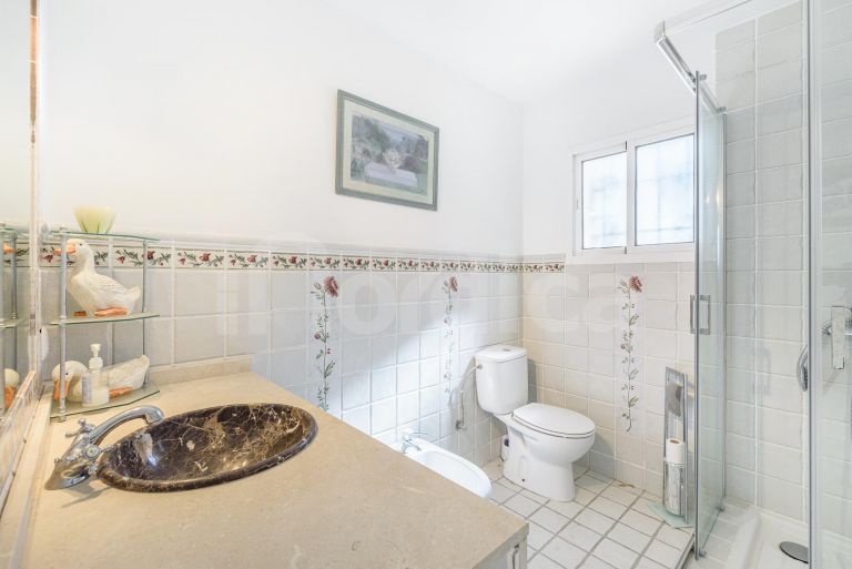 Villa till salu i Nueva Andalucia