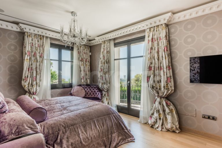 Villa for sale in Hacienda las Chapas