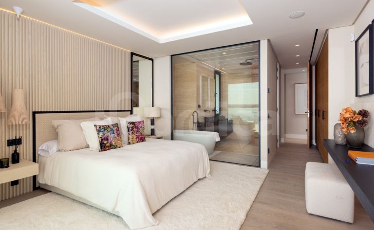 Apartamento en venta en Estepona Puerto