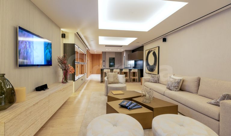 Apartamento en venta en Estepona Puerto