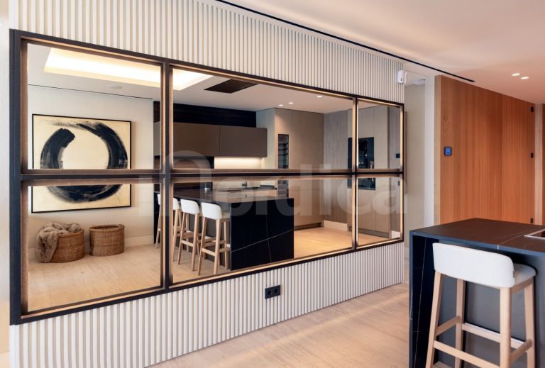 Apartamento en venta en Estepona Puerto