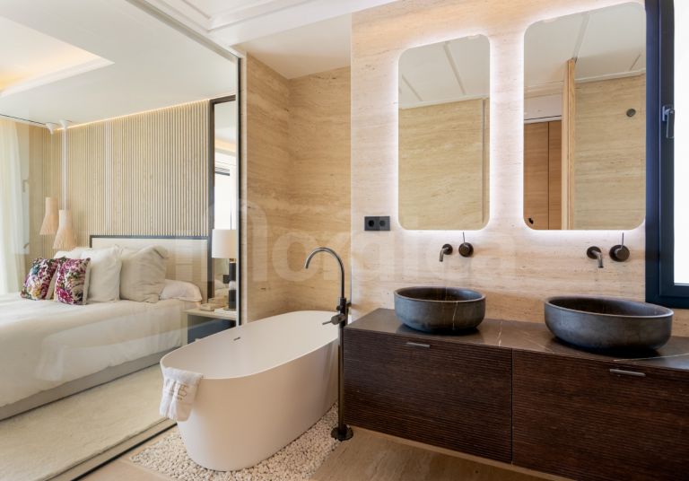 Apartamento en venta en Estepona Puerto