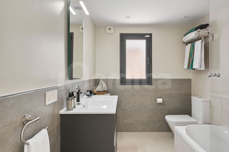 Villa zu verkaufen in Nueva Andalucia