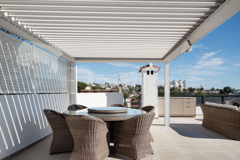Villa zu verkaufen in Nueva Andalucia