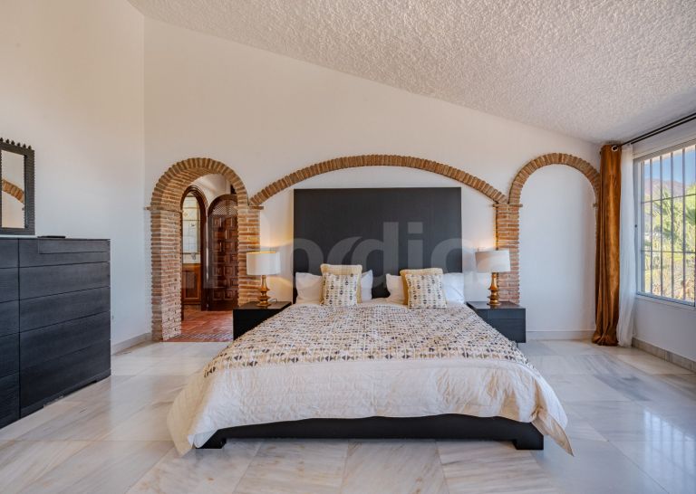 Villa for sale in Bahia Dorada