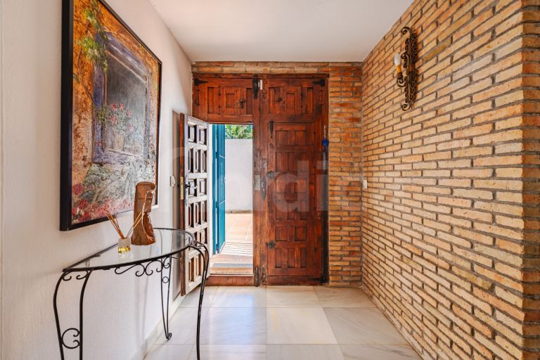 Villa for sale in Bahia Dorada