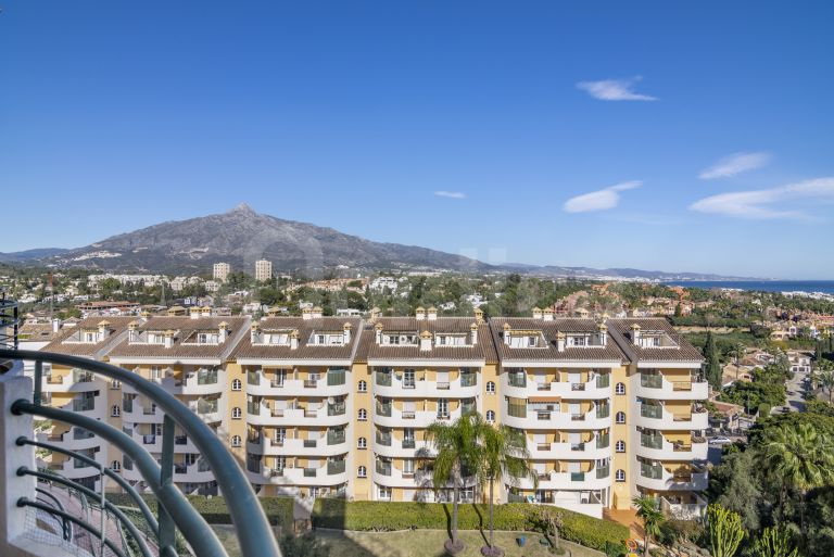 Properties for sale in Señorio de Aloha, Nueva Andalucia